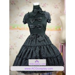 Black lolita dress with pettiskirt